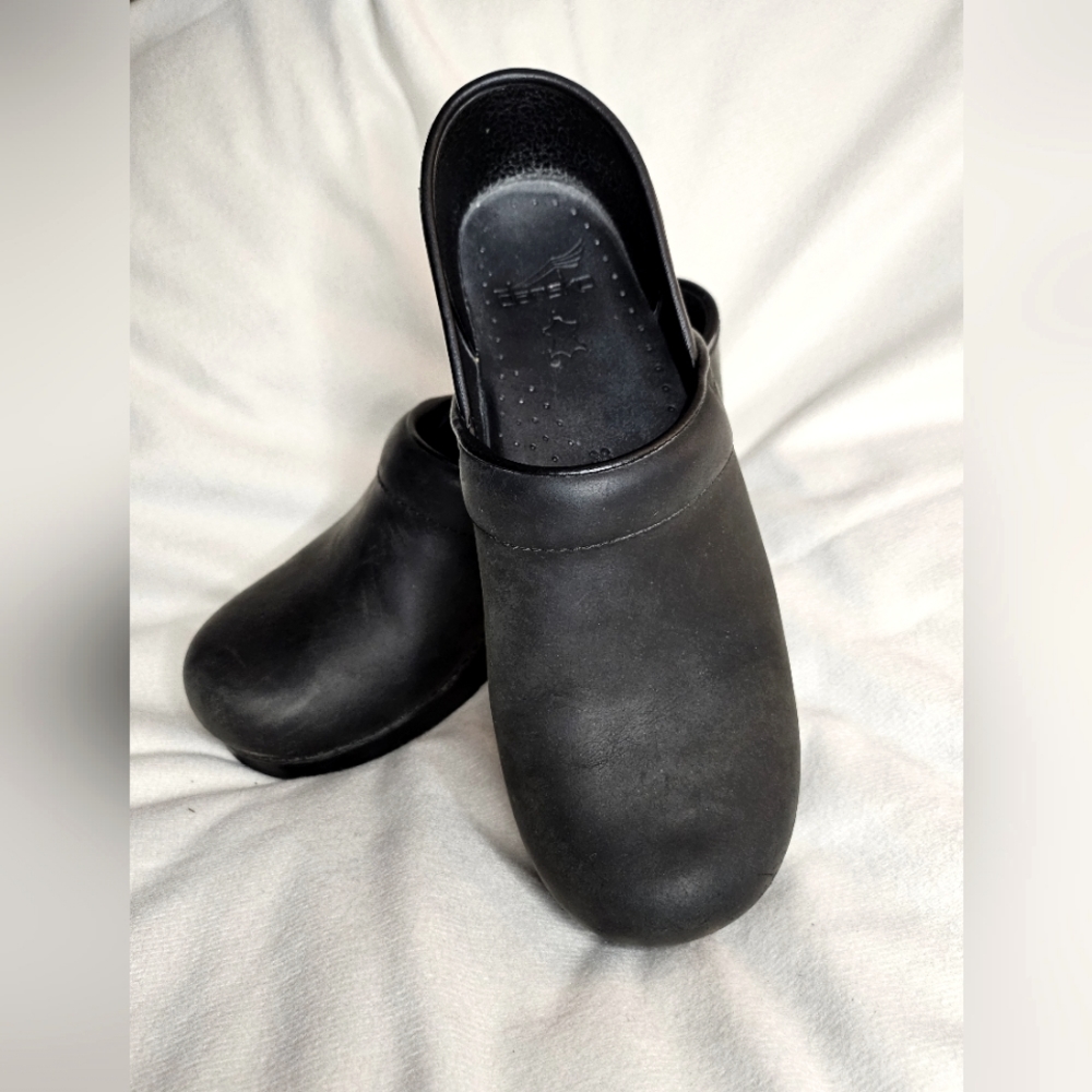 Dansko Soft Black Leather